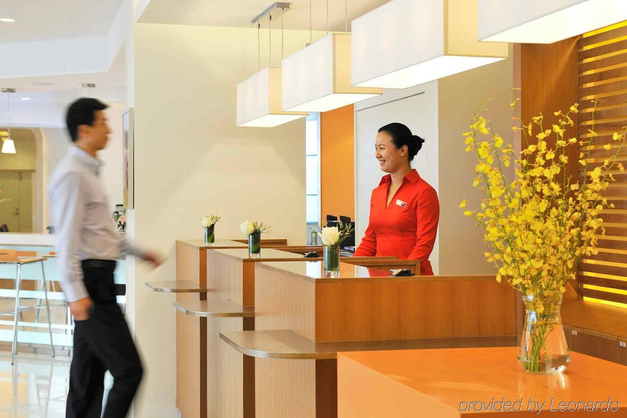 Ibis Wuxi Hi Tech Hotell Exteriör bild